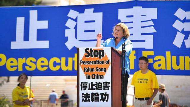 Митинг на Фалун Дафа във Вашингтон отбелязва прогрес за спиране на преследването в Китай