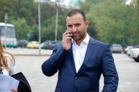 Общинар от ДПС преби и се гаври с рибар