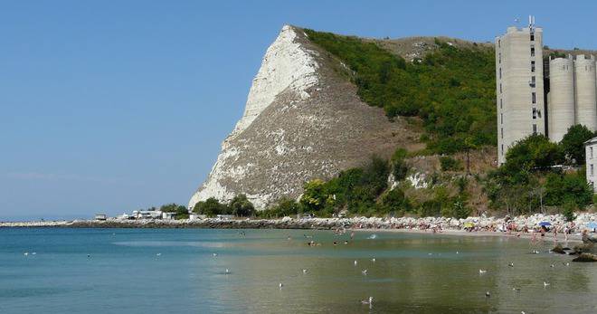 НА ПЛАЖ В КАВАРНА RAZLICHNITENOVINIVSNIMKI НОВИНИТЕ САМО В СНИМКИ-РАЗЛИЧНИТЕ НОВИНИ