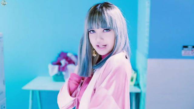 BLACKPINK – WHISTLE 2016