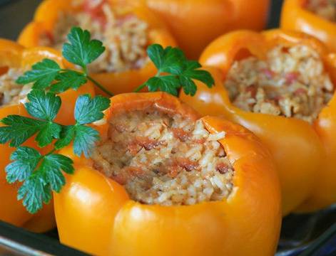 Пълнени чушки с кайма и ориз
