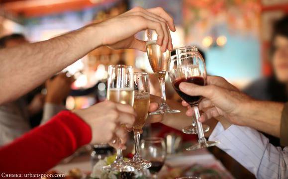 211 165 нашенци празнуват имен ден днес