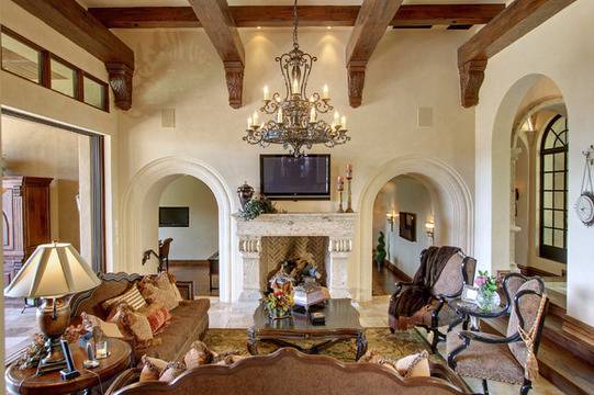 Дом в испански стил