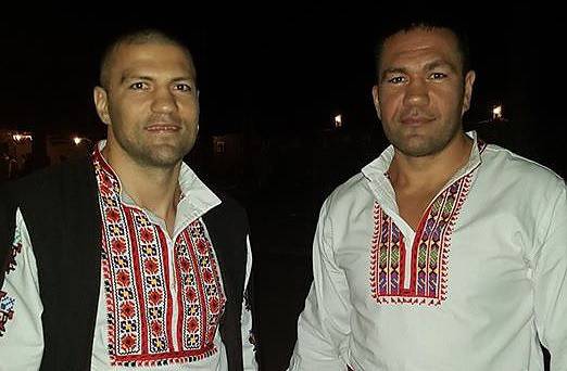 Кубрат и Тервел Пулеви захвърлиха боксовите ръкавици и облякоха носии