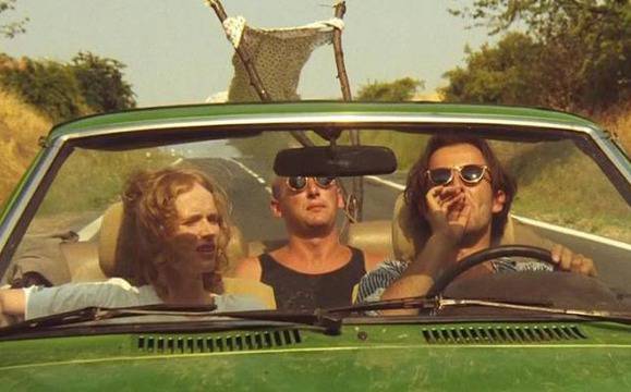 В първия ден от седмицата гледаме чешкия романтичен филм „Пътуването“