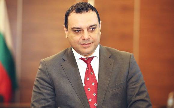 Московски предлага нова професия „Приложен програмист“ за гимназисти