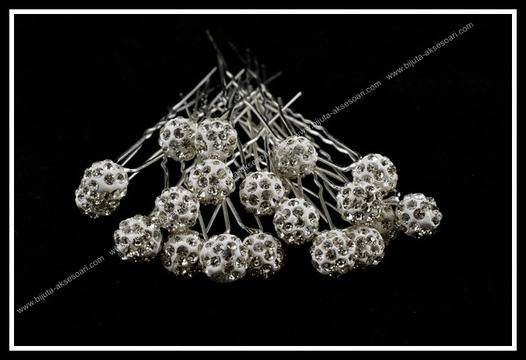 Фуркети бяло топче инкрустирано с нежни кристали