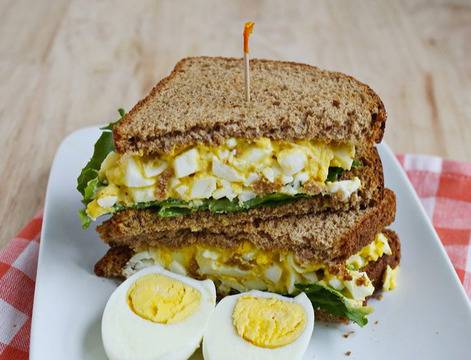 Сандвичи с паста от твърдо сварени яйца