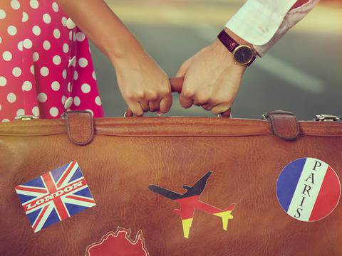 Спечелете ваучер на стойност 500 лв. и 2 пътнически чанти