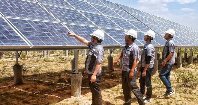 В Китай строят най-големия соларен парк в света