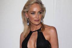 Кадри от архива: Вижте как изглеждаше Шарън Стоун на 25 години (снимки)