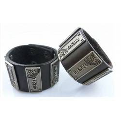 Страхотни модели мъжки и дамски гривни – Модна зона