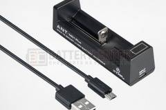 Зарядно устройство XTAR ANT MC-1 Plus