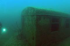 Гмуркане в изоставен концентрационен лагер