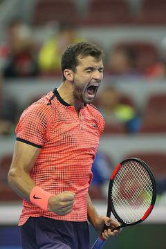 Раонич развя бялото знаме и прати Гришо на финал