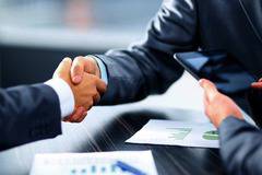 Фиксиран кредит или с плаваща лихва?