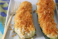 Тиквички с плънка от сирена