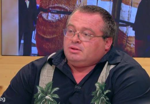 Димитър Саватинов вдигна във въздуха Александър Кадиев