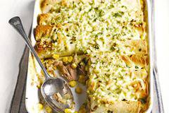 Солена торта с царевица и риба тон