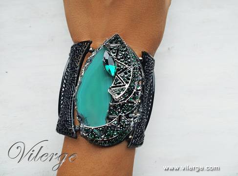 Он-лайн бутик за изискани бижута за стилни жени и дами