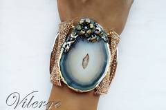 Модни арт бижута и винтидж гривни за сезон Зима 2017 и жени