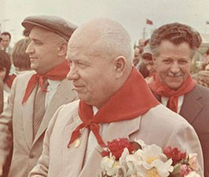 Марин Караиванов: Тодор Живков искаше да продаде България на Русия!