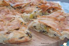 Домашна баница с праз и картофи