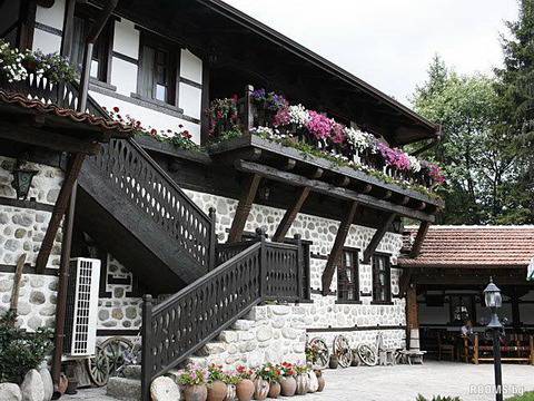 Хотел Македонска Кръчма