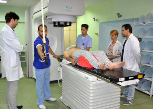 В болница „Свети Георги“ прилагат комбинация от лъчелечение и таргетна терапия при рак