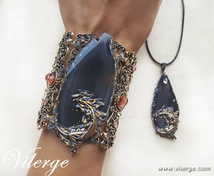 Топ подаръци за жени с луксозни витидж бижута за сезон есен зима 2017