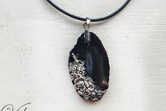 Идеи за стилен дамски подарък с арт бижута за жени мода за пролет 2017