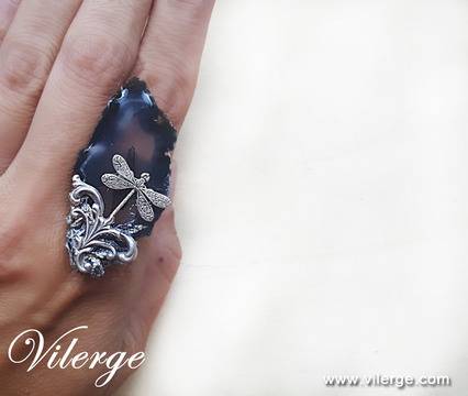 Дизайнерска колекция винтидж пръстени за жени за сезон пролет 2017