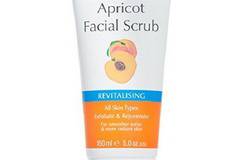 BEAUTY FORMULAS Скраб за лице от Кайсия