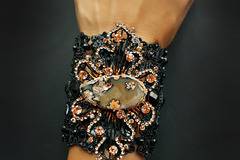 Арт пролетна колекция 2017 с дизайнерски бижута за абитуриенти и балове