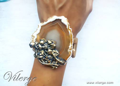 Колекция Свети Валентин 2017 стилни подаръци за жени и дизайнерски бижута за влюбени