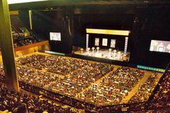 Международна конференция за обмяна на опит събра 6000 последователи на Фалун Дафа