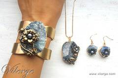 Стилни бижута за сезон пролет-лято 2017 и празника на влюбените Св. Валентин