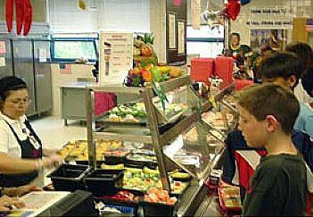 Агенцията по храните стартира извънредни проверки в детските градини и училища