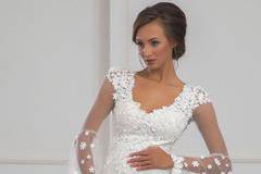 Избрани предложения на дизайнера Христо Чучев от сватбена колекция „Вълшебство“