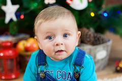 Коледна фотосесия на Гого – Христо Ташев – фотограф Варна, кръщене, фотосесия.