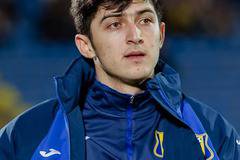 „Ливърпул“ следят Сардар Азмун; скаути на мърсисайдци наблюдават „О Класико“