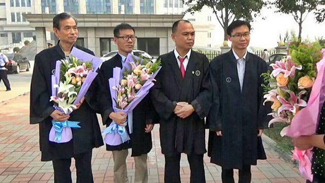 Рискове за адвокатитe, представляващи практикуващи Фалун Дафа в Китай