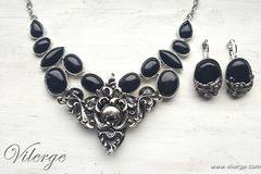 Дизайнерски бижута за жени и лукс подаръци за Св. Валентин 2017