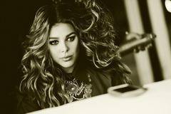 ВИКТОРИЯ ГЕОРГИЕВА В НОВ „НЕЗАВЪРШЕН РОМАН“ ПОПФОЛКЛОР-МУЗИКА ЗА ВСЕКИ