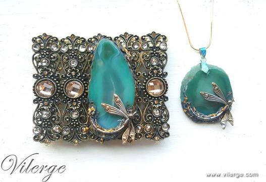 Нежна серия романтични бижута за празника на жената 8-ми март подаръци