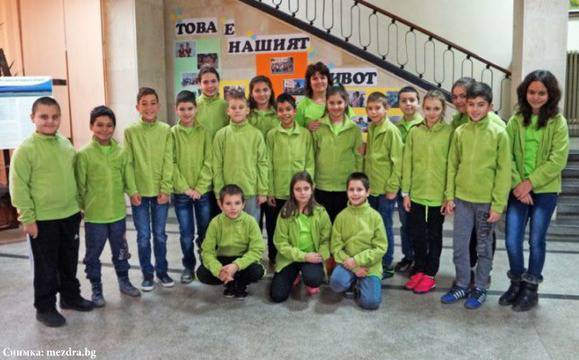 СУ „Иван Вазов“ в Мездра – най-зеленото училище в страната