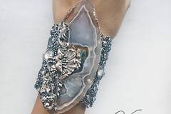 Луксозна серия винтидж гривни и бижута за Осми март 2017