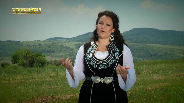 ТЕДИ ЕРОТЕЕВА И КОСТАДИН КЛЕЧЕВ ИЗПЯХА ЗАЕДНО „ШЕТНАЛ СЕ ЯНЕ САНДАНСКИ“