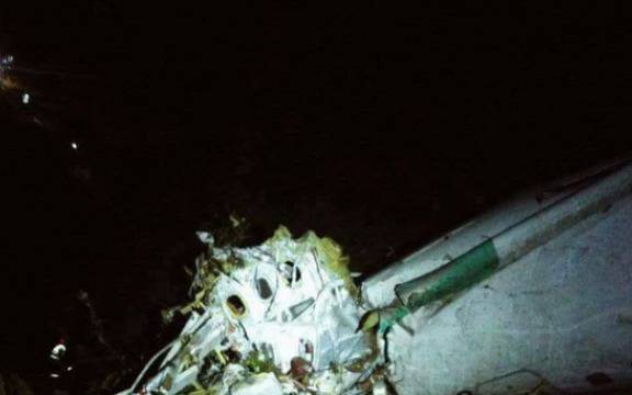 Уникални кадри от мястото на трагедията с бразилския самолет (ВИДЕО)