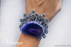 Романтична серия дизайнерски бижута и гривни за празника на жената 8-ми март